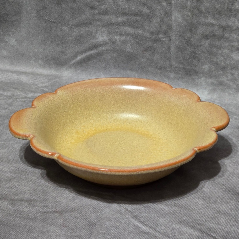 Frankoma Pottery Scalloped Bowl Tan Beige 30B‎